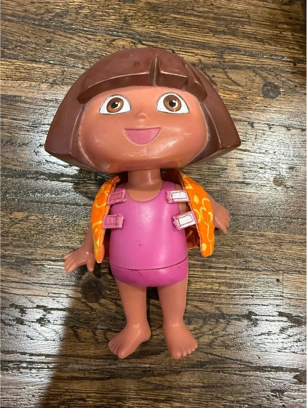 Fisher-Price Dora the Explorer Splash Around Doll with Life Vest and Flippers
